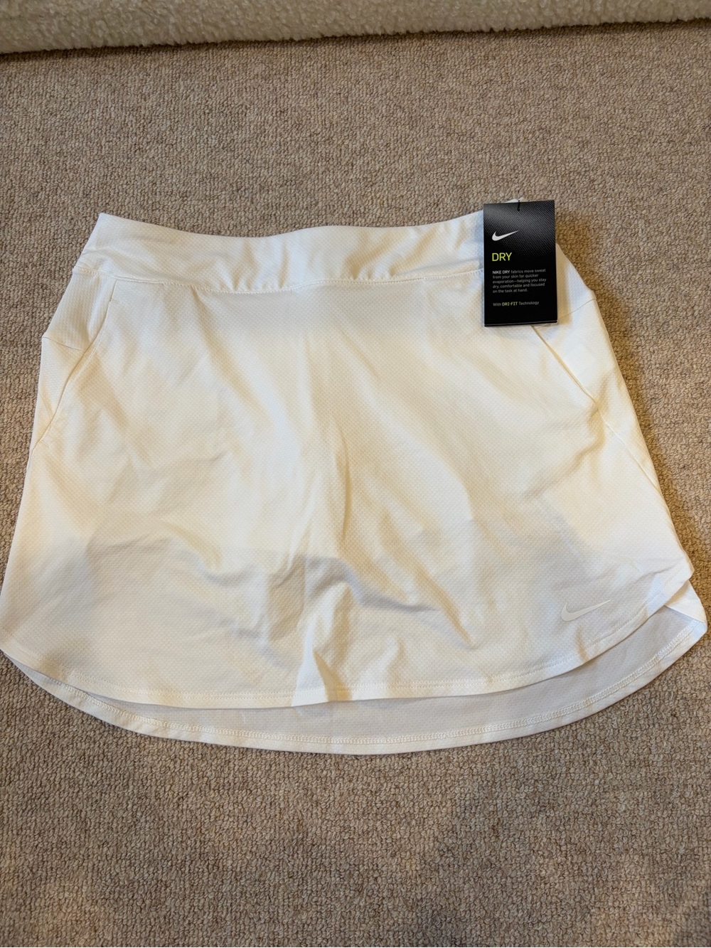 White Girls Nike Golf/Tennis Skirt w/ built in shorts